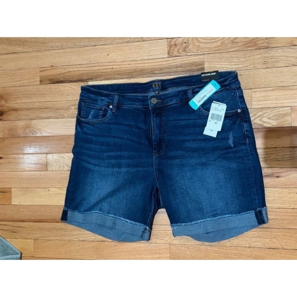 New Kut From The Kloth Distressed Cuffed Denim Shorts Size 18W 💙 NWT